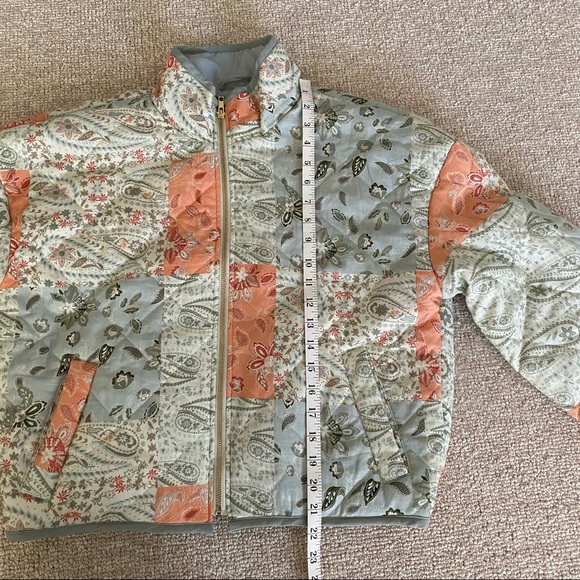 7 For All Mankind Quilted Patchwork Floral Paisley Bomber Jacket NWT XS - Picture 8 of 12